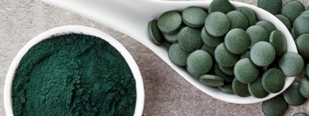 Spirulina &#8211; zielony skarb dla każdego typu urody