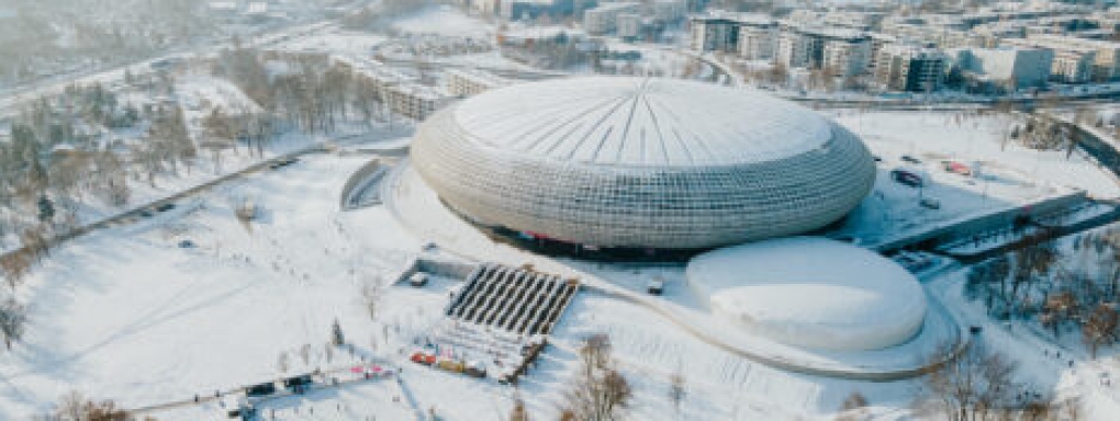 TAURON ARENA KRAKÓW ZAPRASZA NA PLENEROWE LODOWISKO!