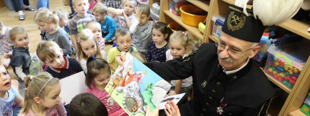 Dzień Górnika. Bezpłatne spotkania z górnikiem w przedszkolu